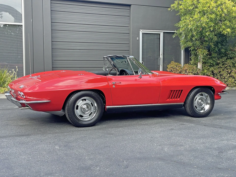 1967 Chevrolet Corvette C2 - Image 20 of 31