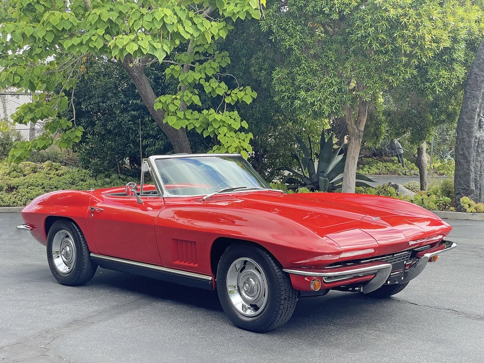 1967 Chevrolet Corvette C2 - Image 14 of 31