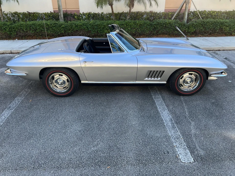1967 Chevrolet Corvette C2 - Image 13 of 31