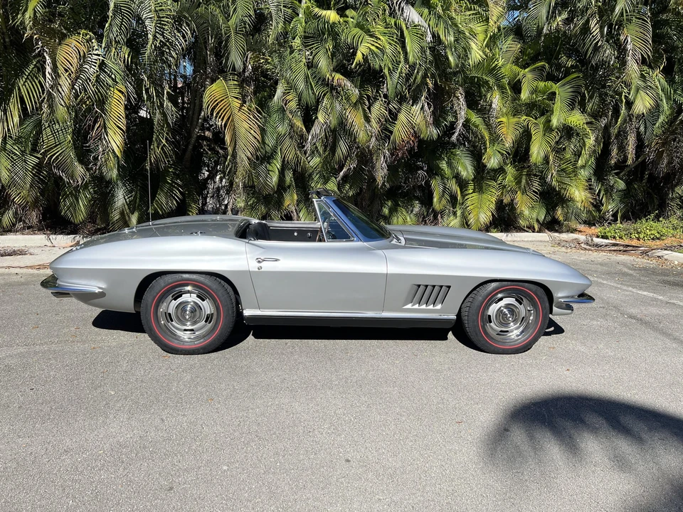 1967 Chevrolet Corvette C2 - Image 12 of 31