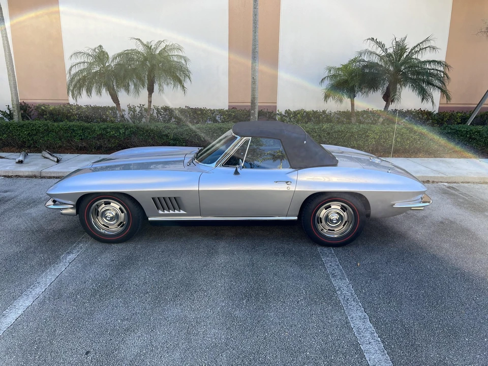 1967 Chevrolet Corvette C2 - Image 21 of 31