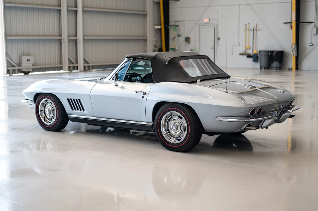 1967 Chevrolet Corvette C2 - Image 11 of 31