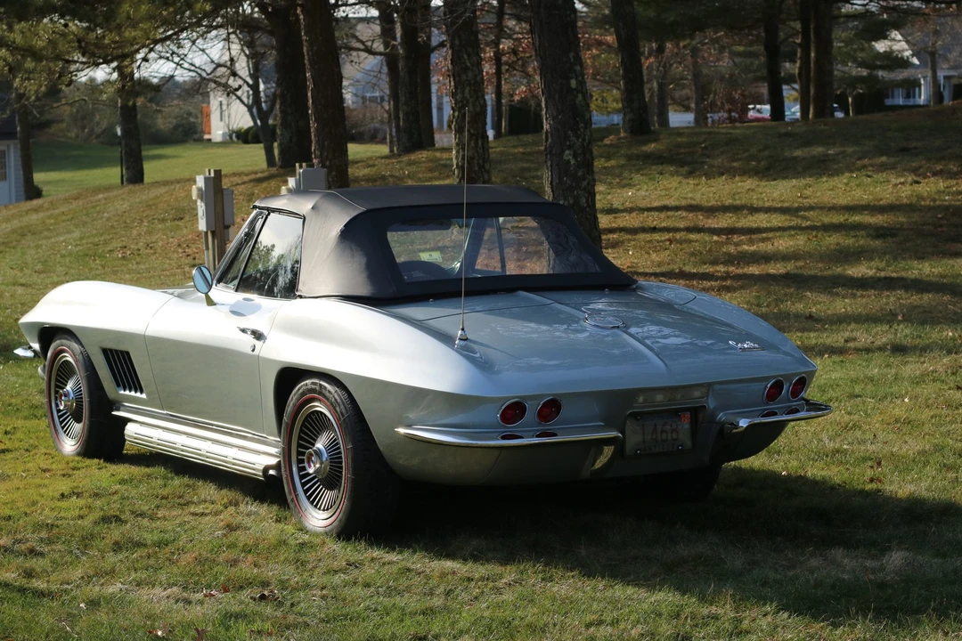 1967 Chevrolet Corvette C2 - Image 16 of 31