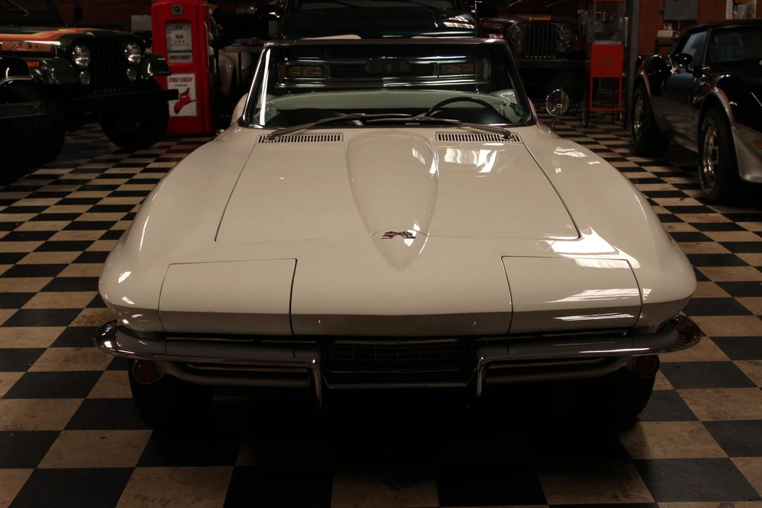 1967 Chevrolet Corvette C2 - Image 31 of 31