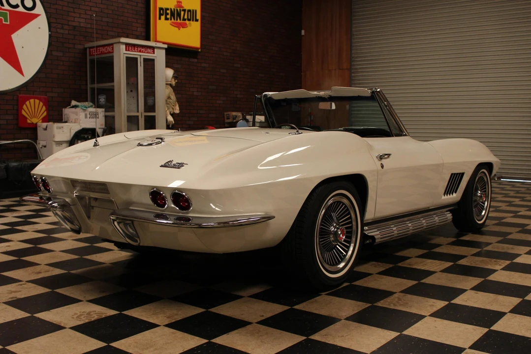 1967 Chevrolet Corvette C2 - Image 14 of 31