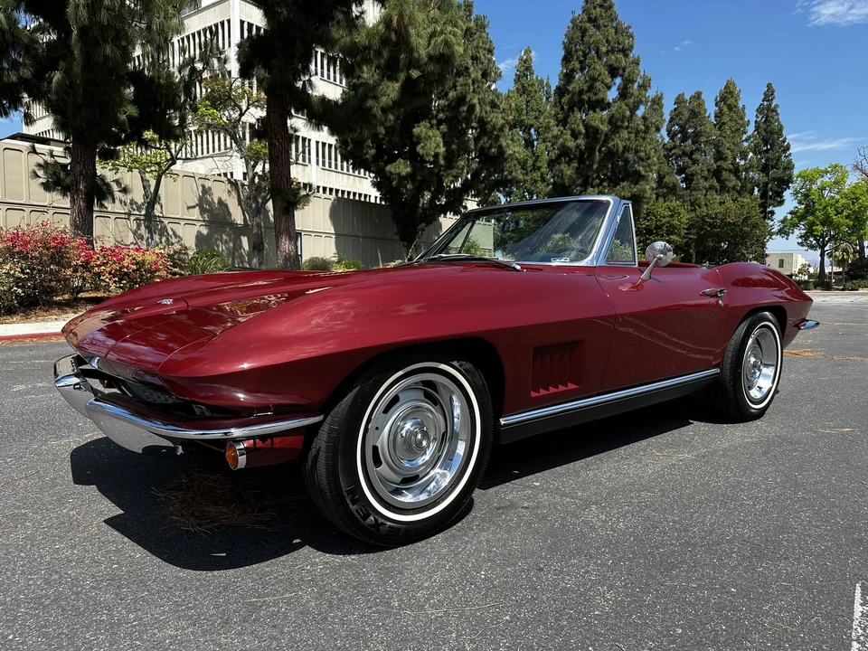 1967 Chevrolet Corvette C2 - Image 2 of 31