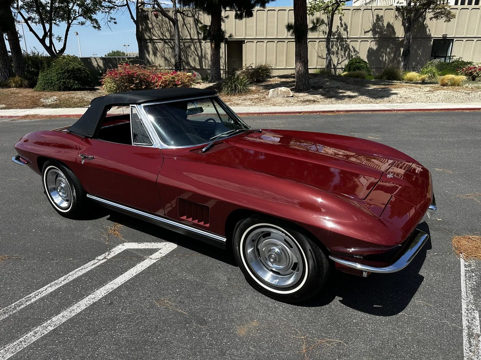 1967 Chevrolet Corvette C2 - Image 15 of 31