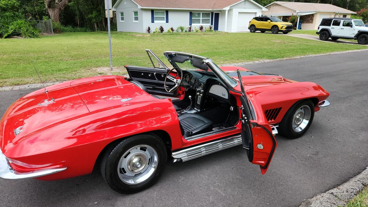 1967 Chevrolet Corvette C2 - Image 25 of 31