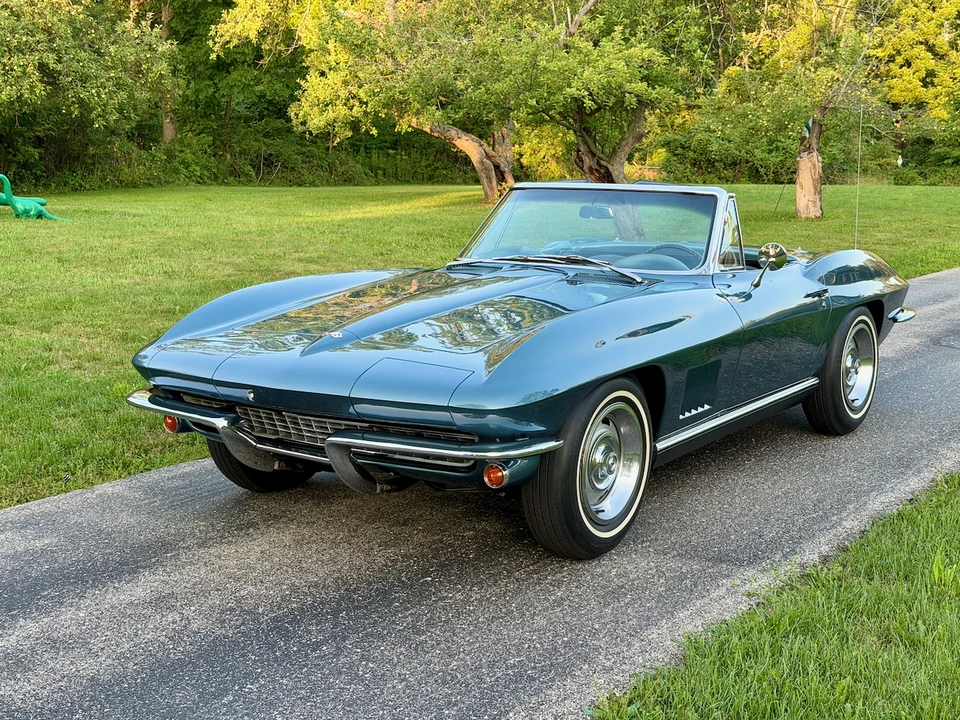 1967 Chevrolet Corvette C2 - Image 17 of 31