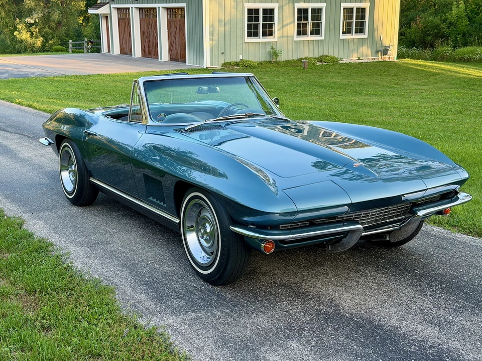 1967 Chevrolet Corvette C2 - Image 21 of 31