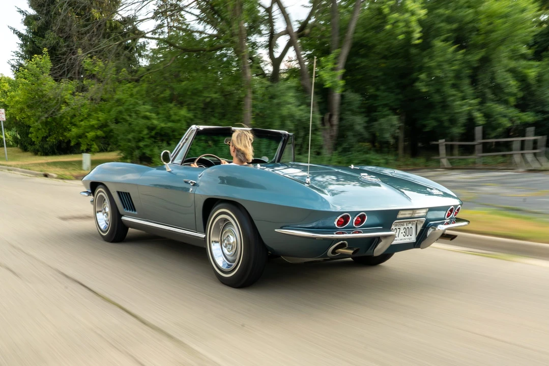 1967 Chevrolet Corvette C2 - Image 11 of 31