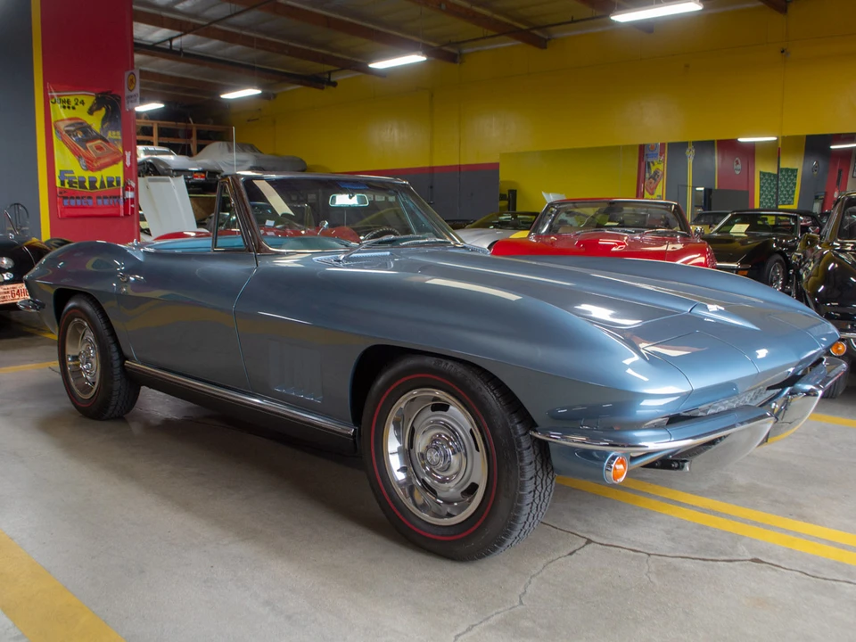 1967 Chevrolet Corvette C2 - Image 19 of 31