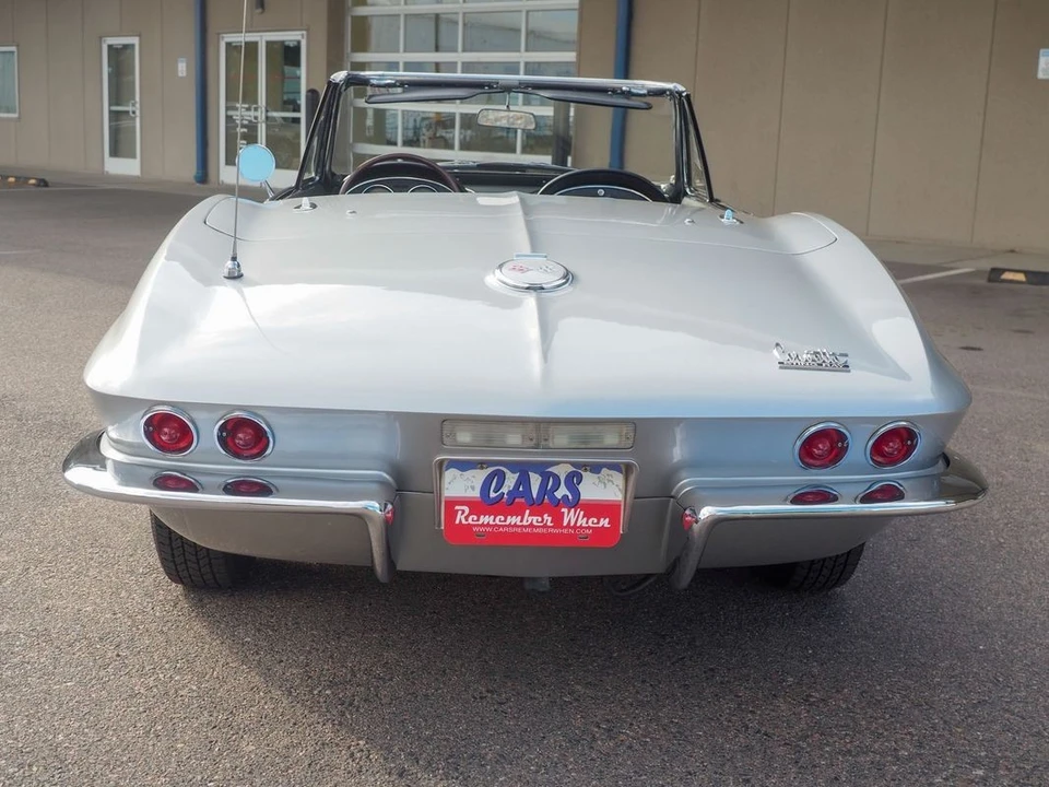 1967 Chevrolet Corvette C2 - Image 21 of 31