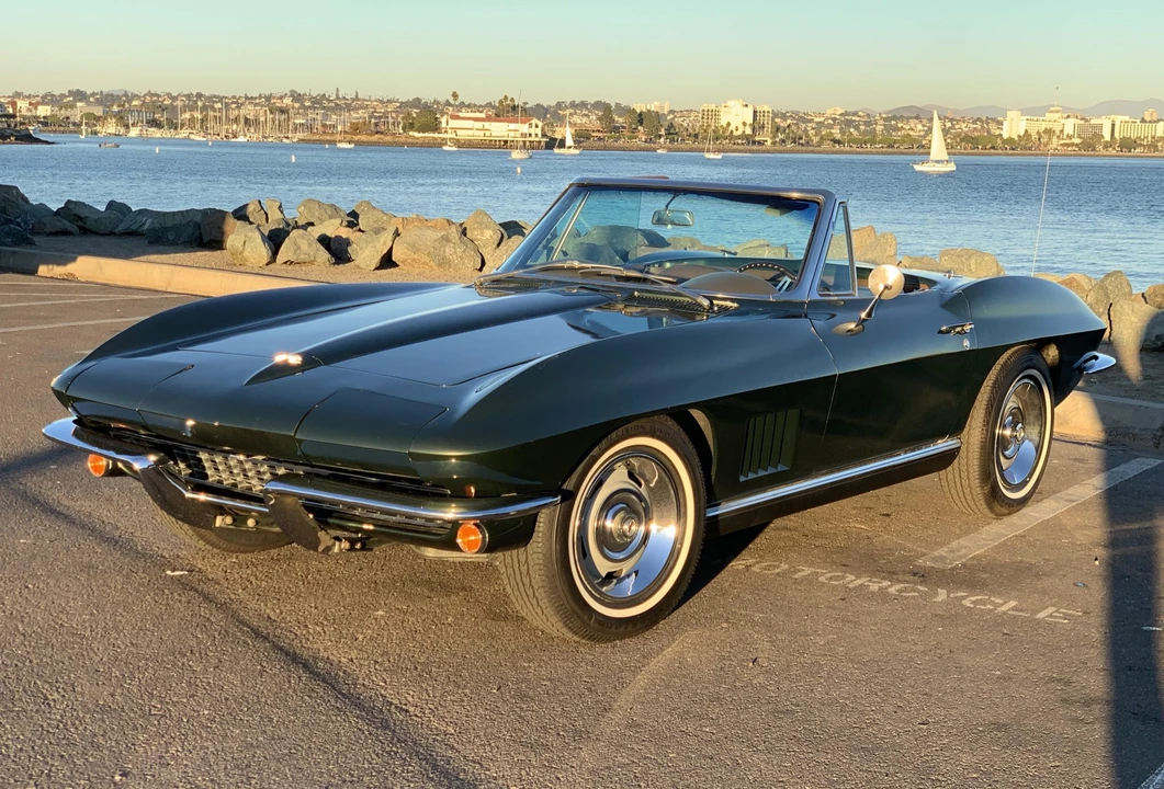 1967 Chevrolet Corvette C2 - Image 17 of 31