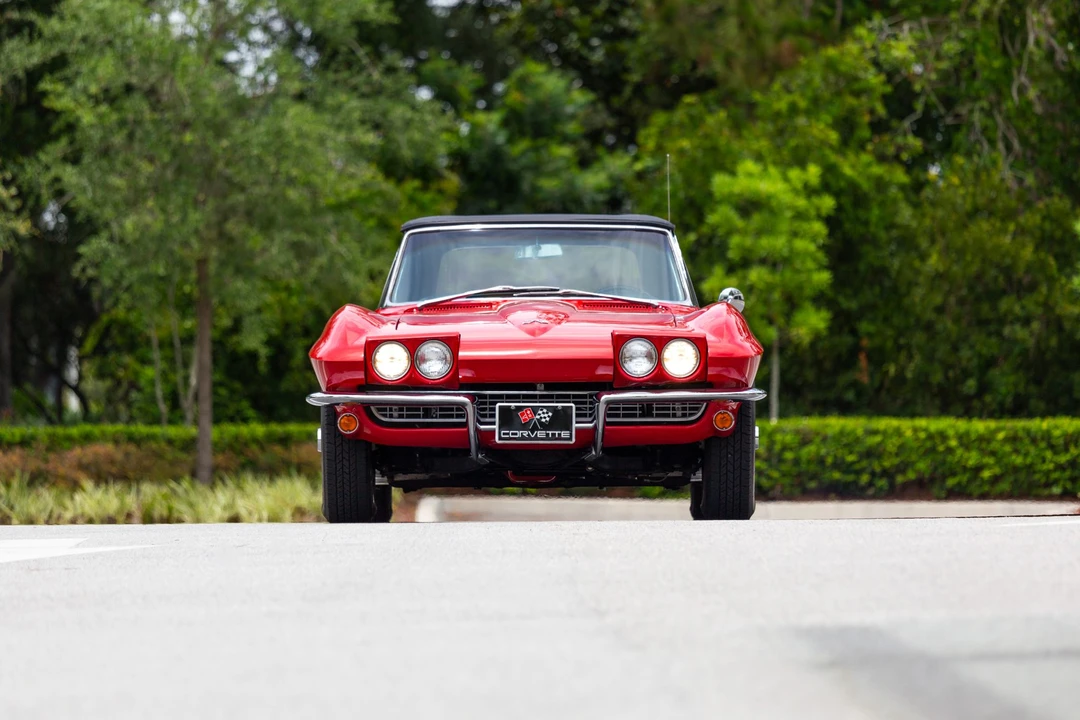 1967 Chevrolet Corvette C2 - Image 10 of 31