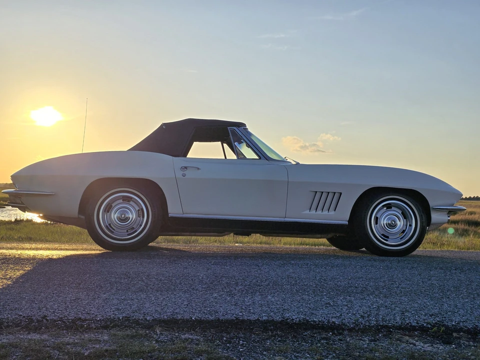 1967 Chevrolet Corvette C2 - Image 22 of 31