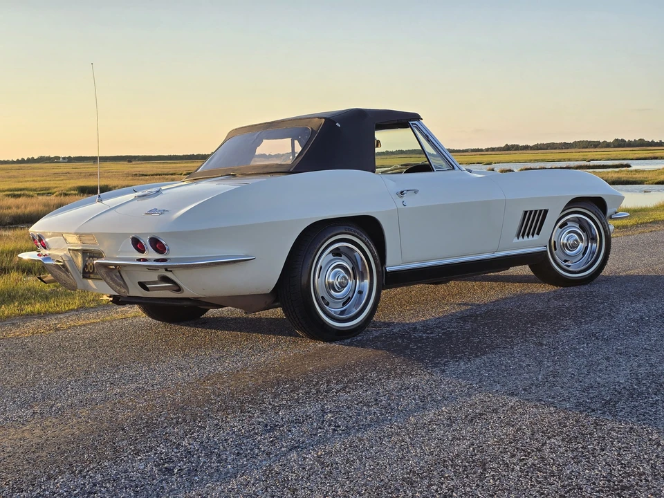 1967 Chevrolet Corvette C2 - Image 24 of 31