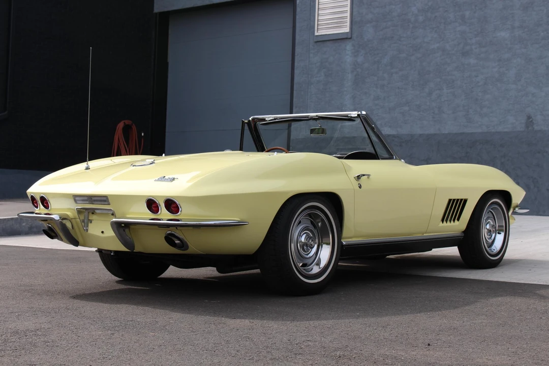 1967 Chevrolet Corvette C2 - Image 8 of 31