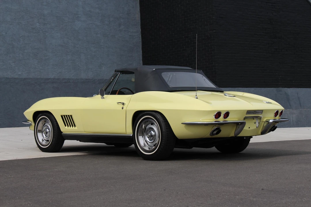 1967 Chevrolet Corvette C2 - Image 19 of 31