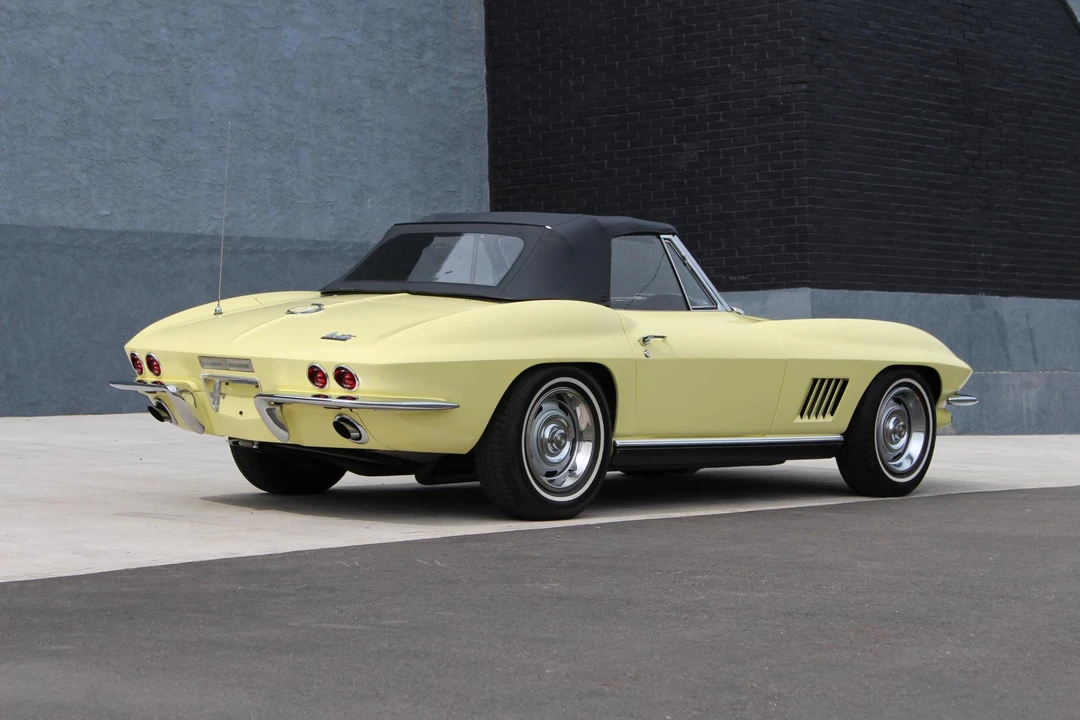 1967 Chevrolet Corvette C2 - Image 23 of 31