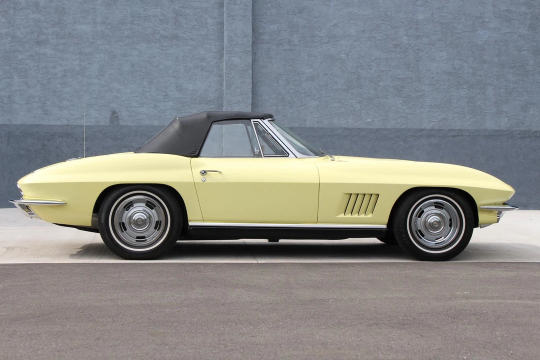 1967 Chevrolet Corvette C2 - Image 11 of 31