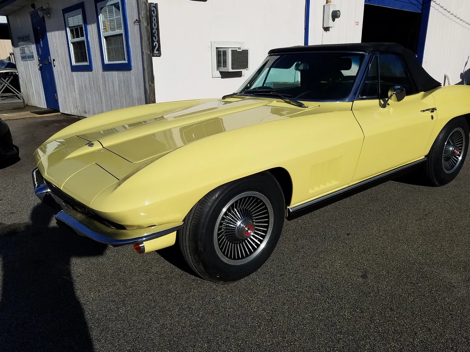 1967 Chevrolet Corvette C2 - Image 20 of 31
