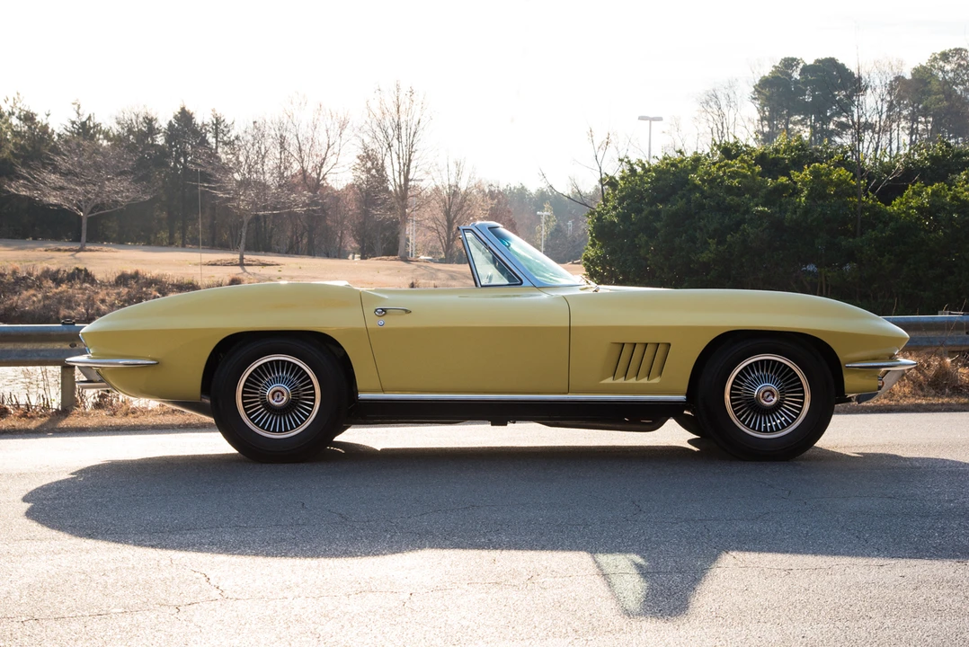 1967 Chevrolet Corvette C2 - Image 10 of 31