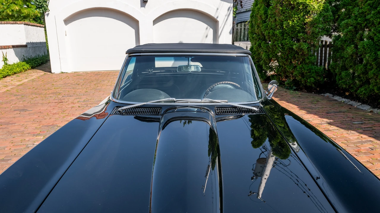 1967 Chevrolet Corvette C2 - Image 24 of 31