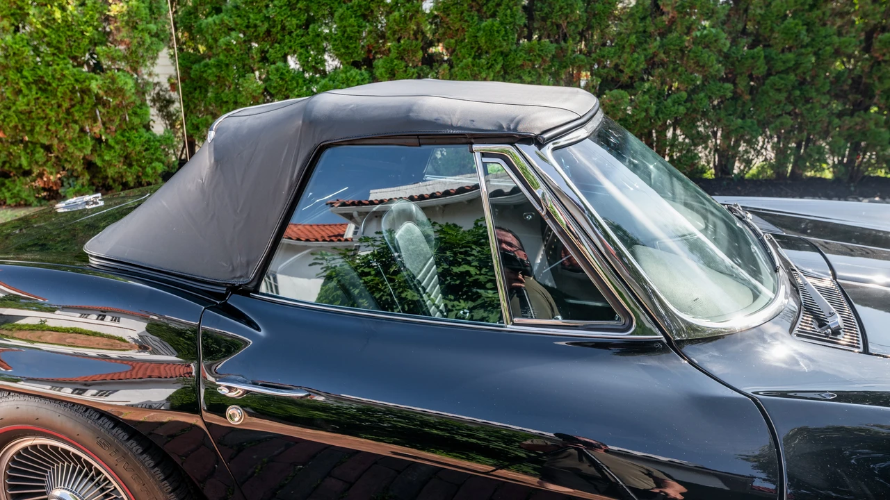 1967 Chevrolet Corvette C2 - Image 25 of 31