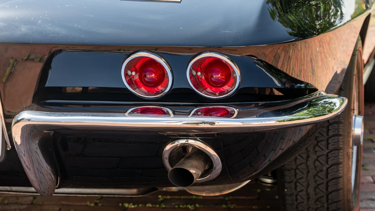 1967 Chevrolet Corvette C2 - Image 23 of 31