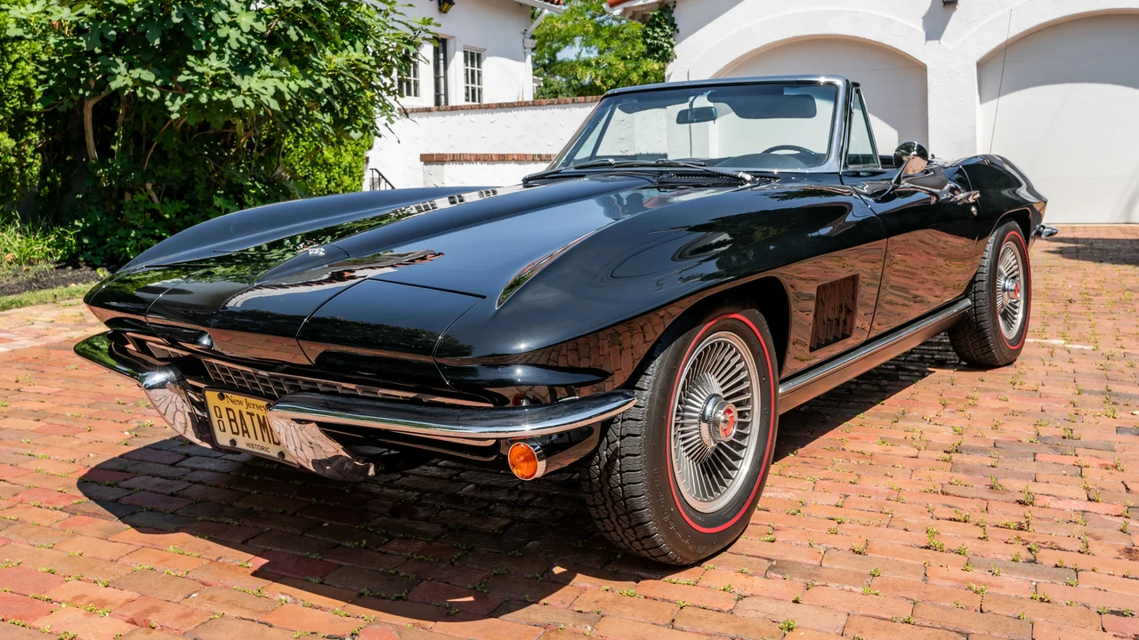 1967 Chevrolet Corvette C2 - Image 3 of 31