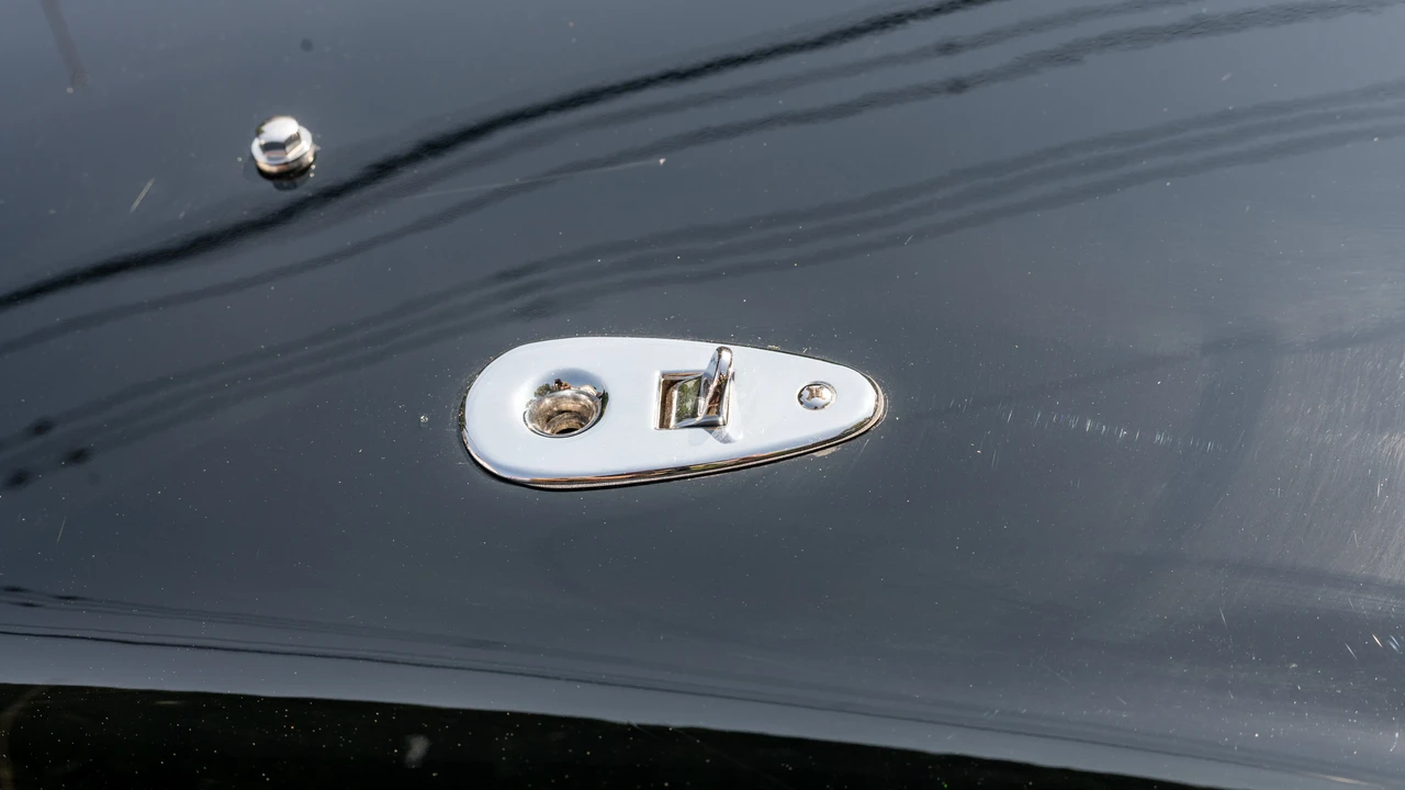 1967 Chevrolet Corvette C2 - Image 30 of 31