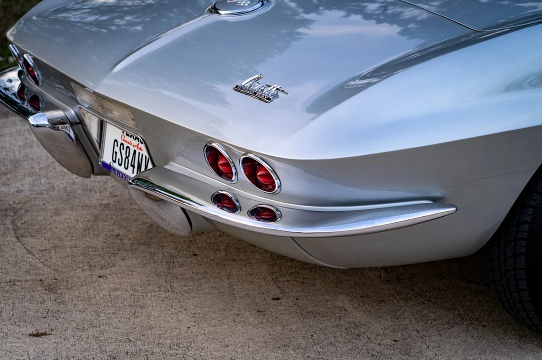 1967 Chevrolet Corvette C2 - Image 28 of 31