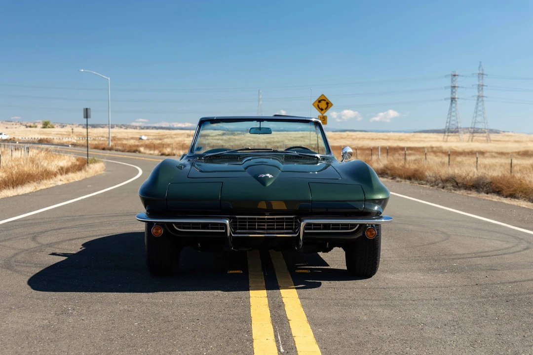 1967 Chevrolet Corvette C2 - Image 15 of 31