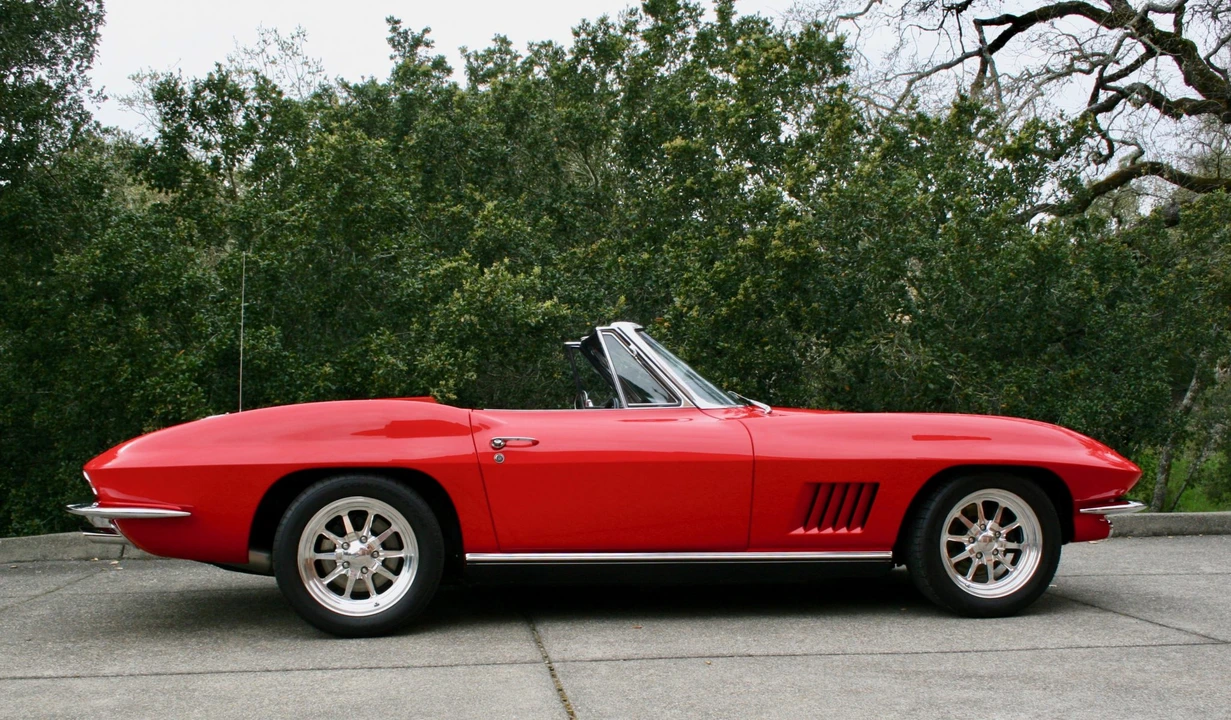 1967 Chevrolet Corvette C2 - Image 13 of 31