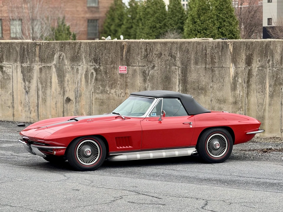 1967 Chevrolet Corvette C2 - Image 28 of 31