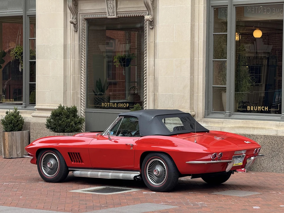1967 Chevrolet Corvette C2 - Image 27 of 31