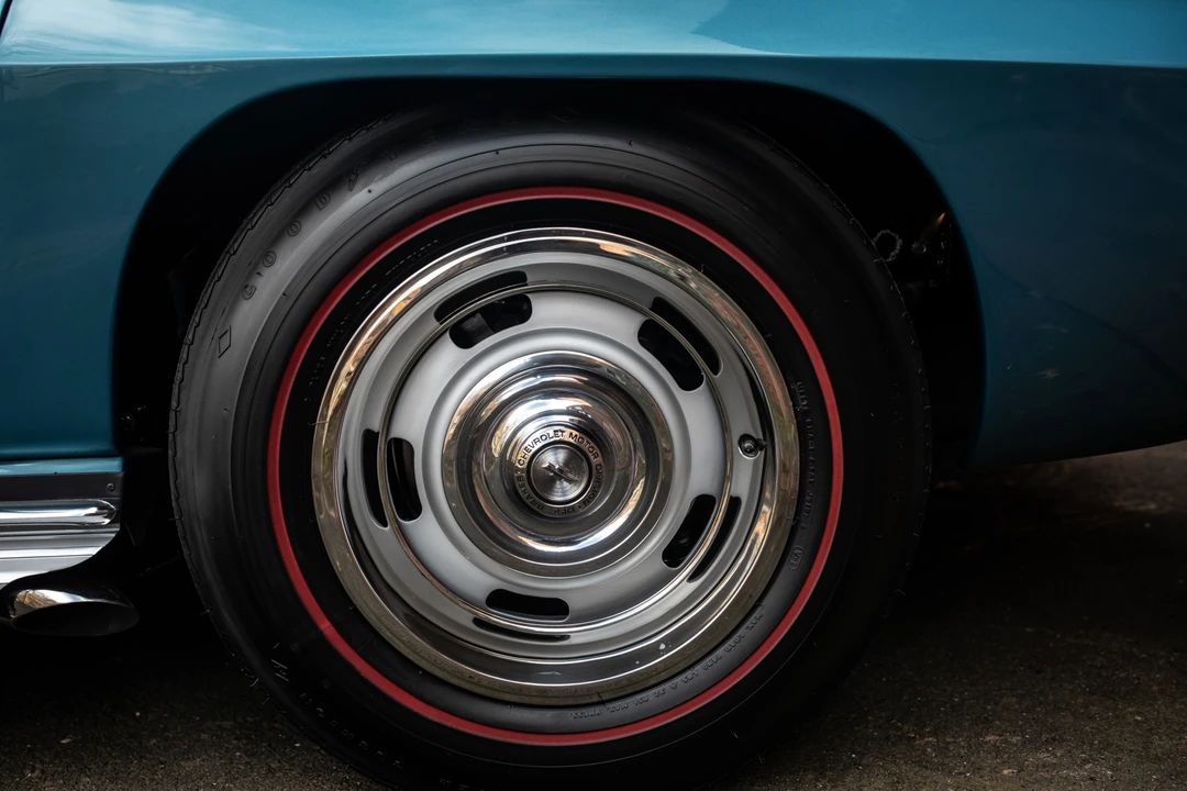 1967 Chevrolet Corvette C2 - Image 15 of 31