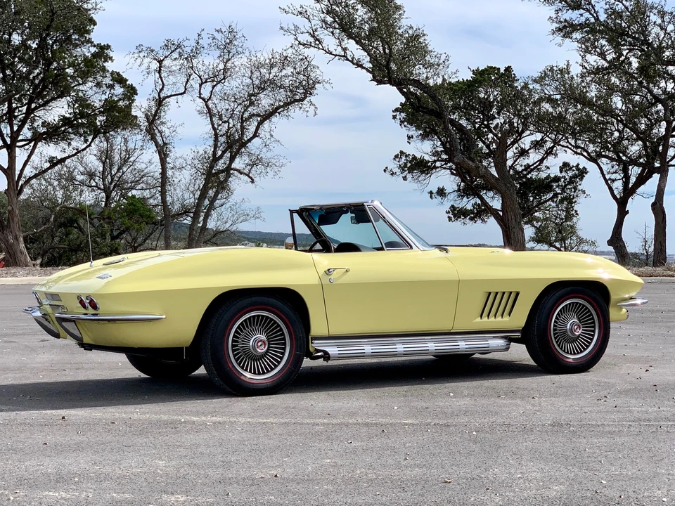 1967 Chevrolet Corvette C2 - Image 16 of 31