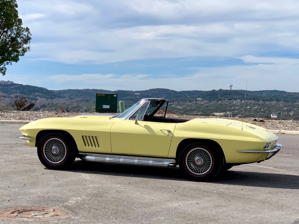 1967 Chevrolet Corvette C2 - Image 11 of 31