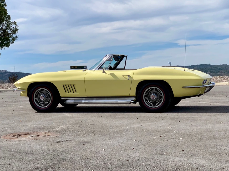 1967 Chevrolet Corvette C2 - Image 10 of 31