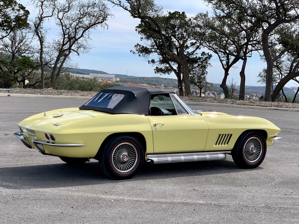 1967 Chevrolet Corvette C2 - Image 19 of 31
