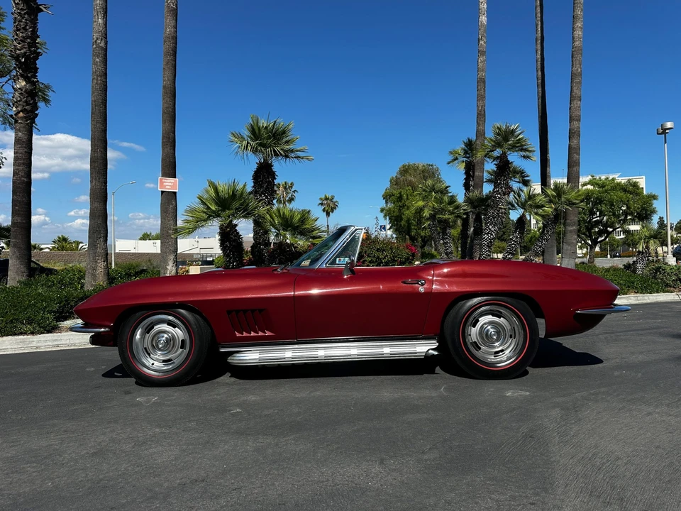 1967 Chevrolet Corvette C2 - Image 15 of 31