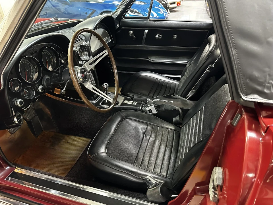 1967 Chevrolet Corvette C2 - Image 25 of 31