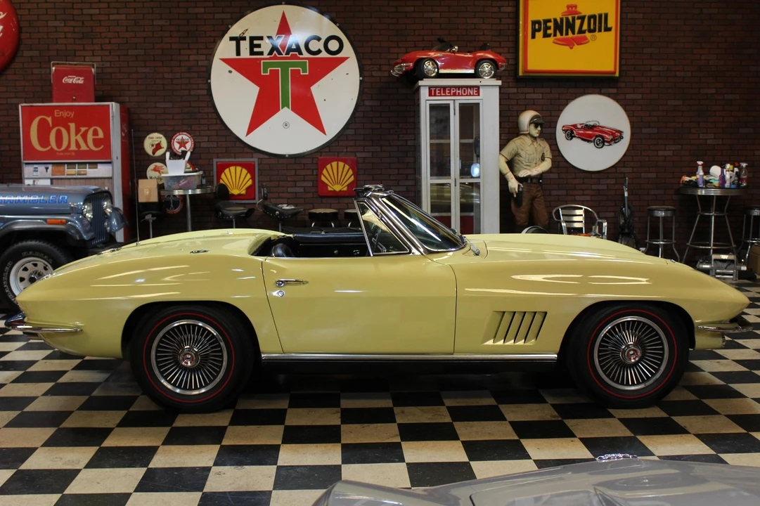 1967 Chevrolet Corvette C2 - Image 7 of 31