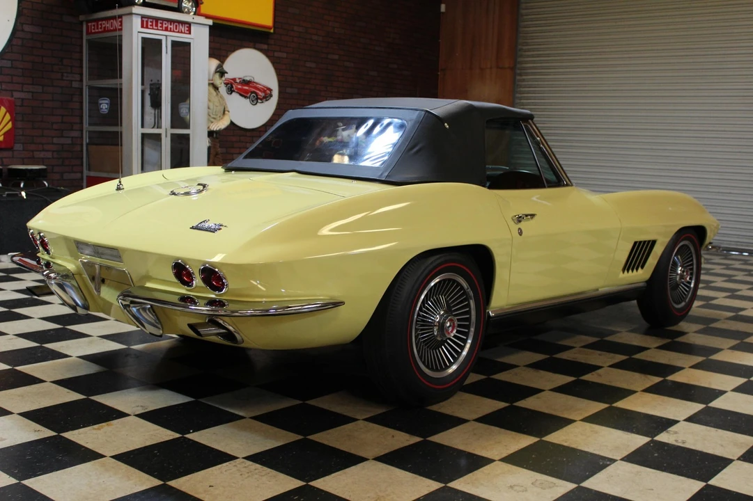 1967 Chevrolet Corvette C2 - Image 13 of 31