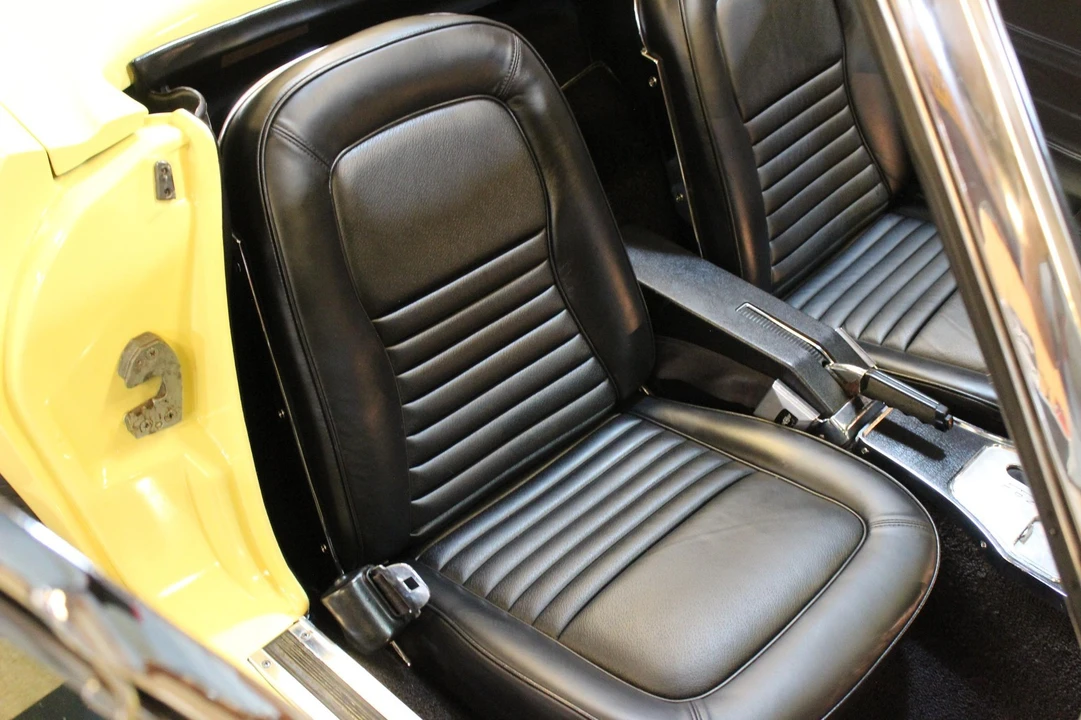 1967 Chevrolet Corvette C2 - Image 25 of 31