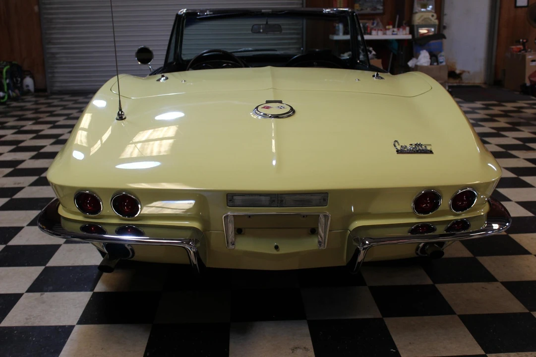 1967 Chevrolet Corvette C2 - Image 5 of 31