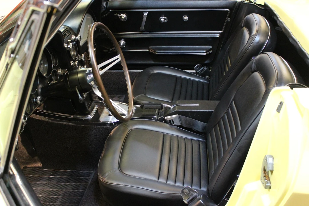 1967 Chevrolet Corvette C2 - Image 29 of 31