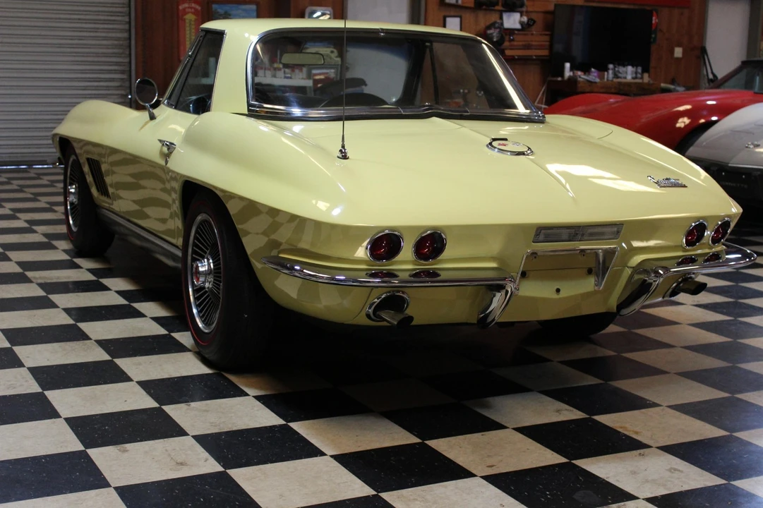 1967 Chevrolet Corvette C2 - Image 18 of 31